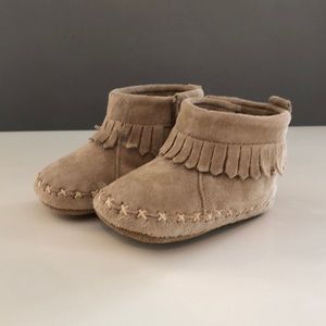 Robeez soft soles. Cozy ankle moccasin.